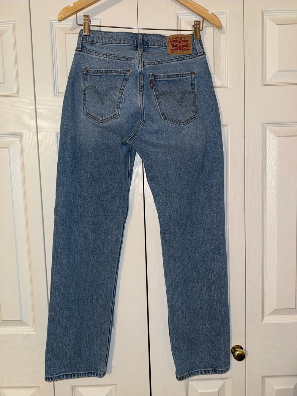 Levi’s 501 botton fry curve jean size 25/L29